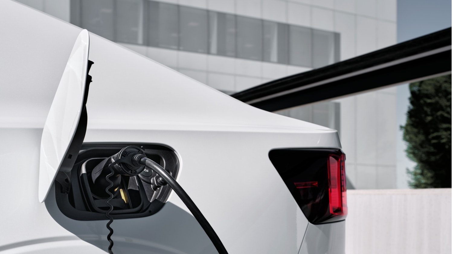 Polestar 2 Charging on the road Polestar HK
