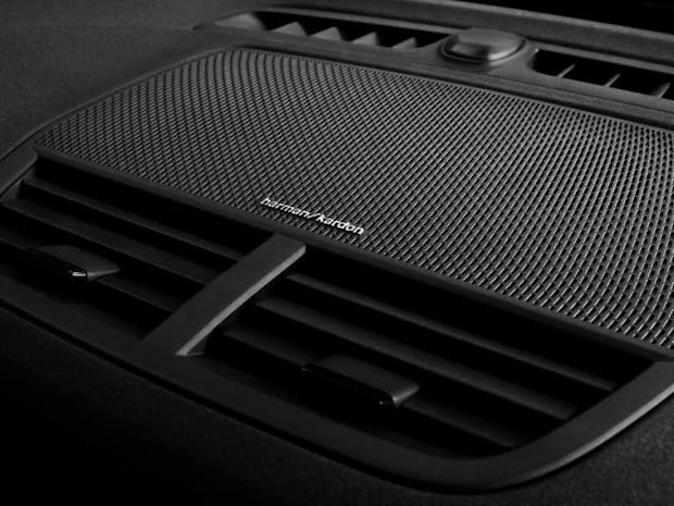 Close-up of a black speaker in Polestar BST 230