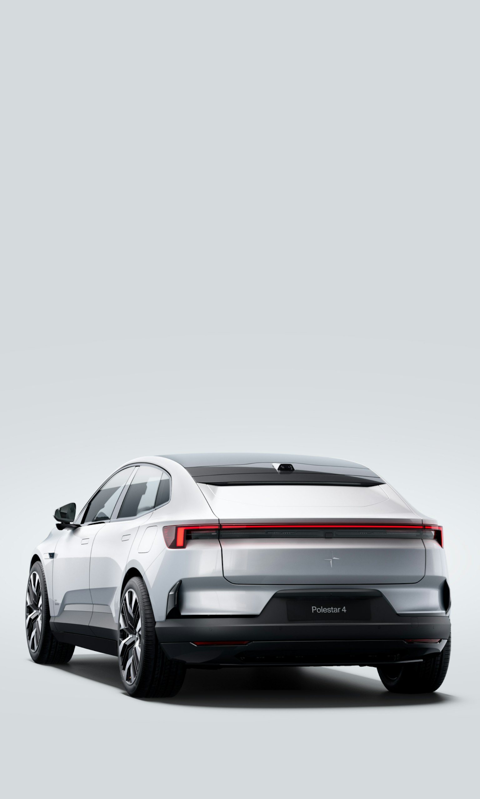 Rear side angle of Snow-coloured Polestar 4