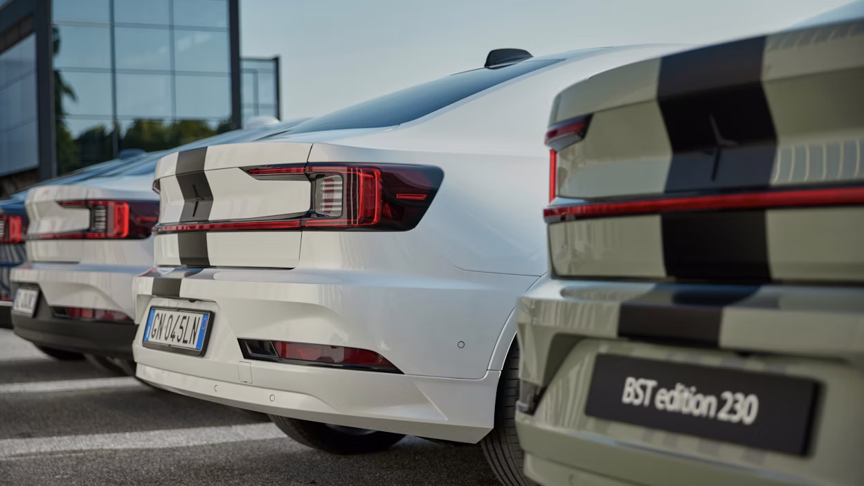 Rear line-up of the Polestar 2 BST edition 230
