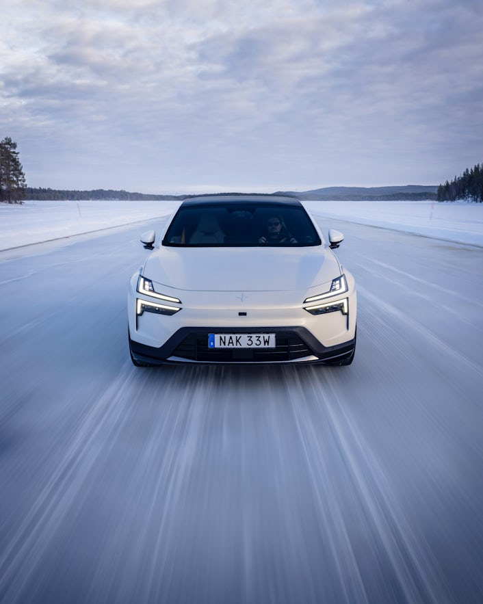 Polestar 4 speeding on ice track