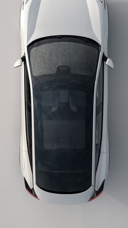 Polestar 3 with panoromic roof seen from above