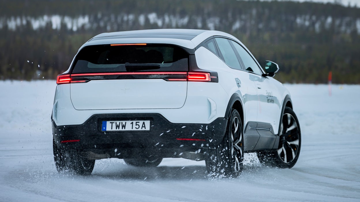 Rear of Polestar 3 driving on ice