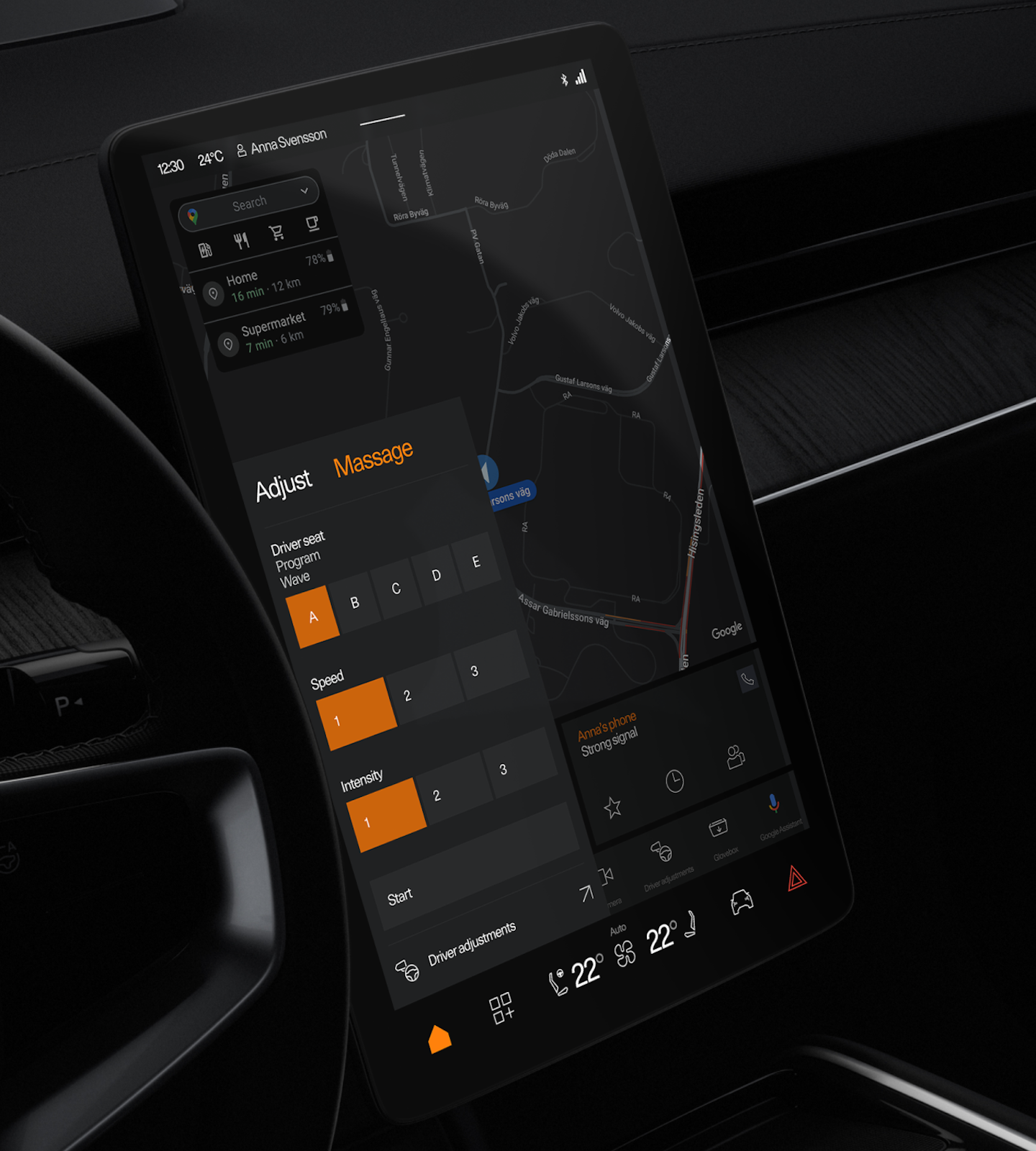 Polestar 3’s driver seat with Bridge of Weir leather upholstery in Zinc and Swedish gold seat belt.