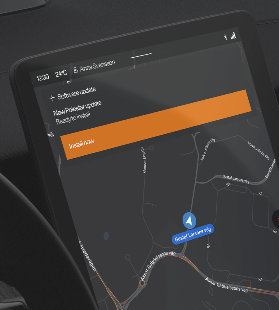 Polestar 3’s centre display showing the prompt to begin installation of a software update.